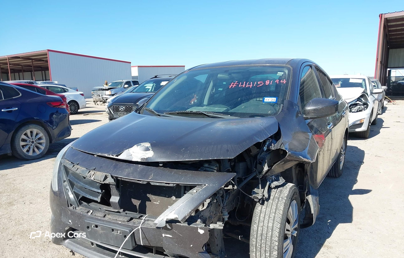Nissan Versa 2015