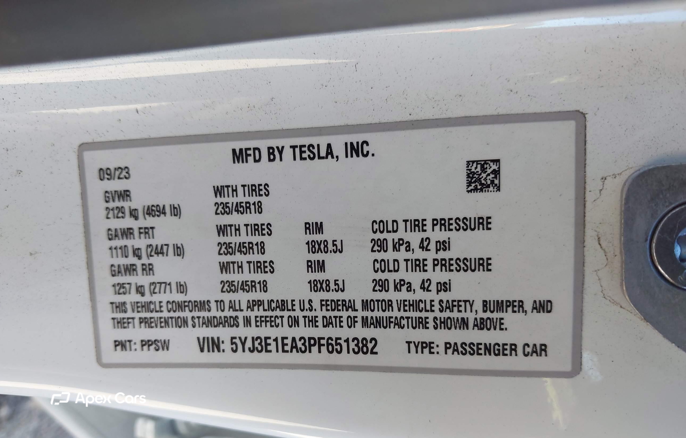 Tesla Model 3 2023