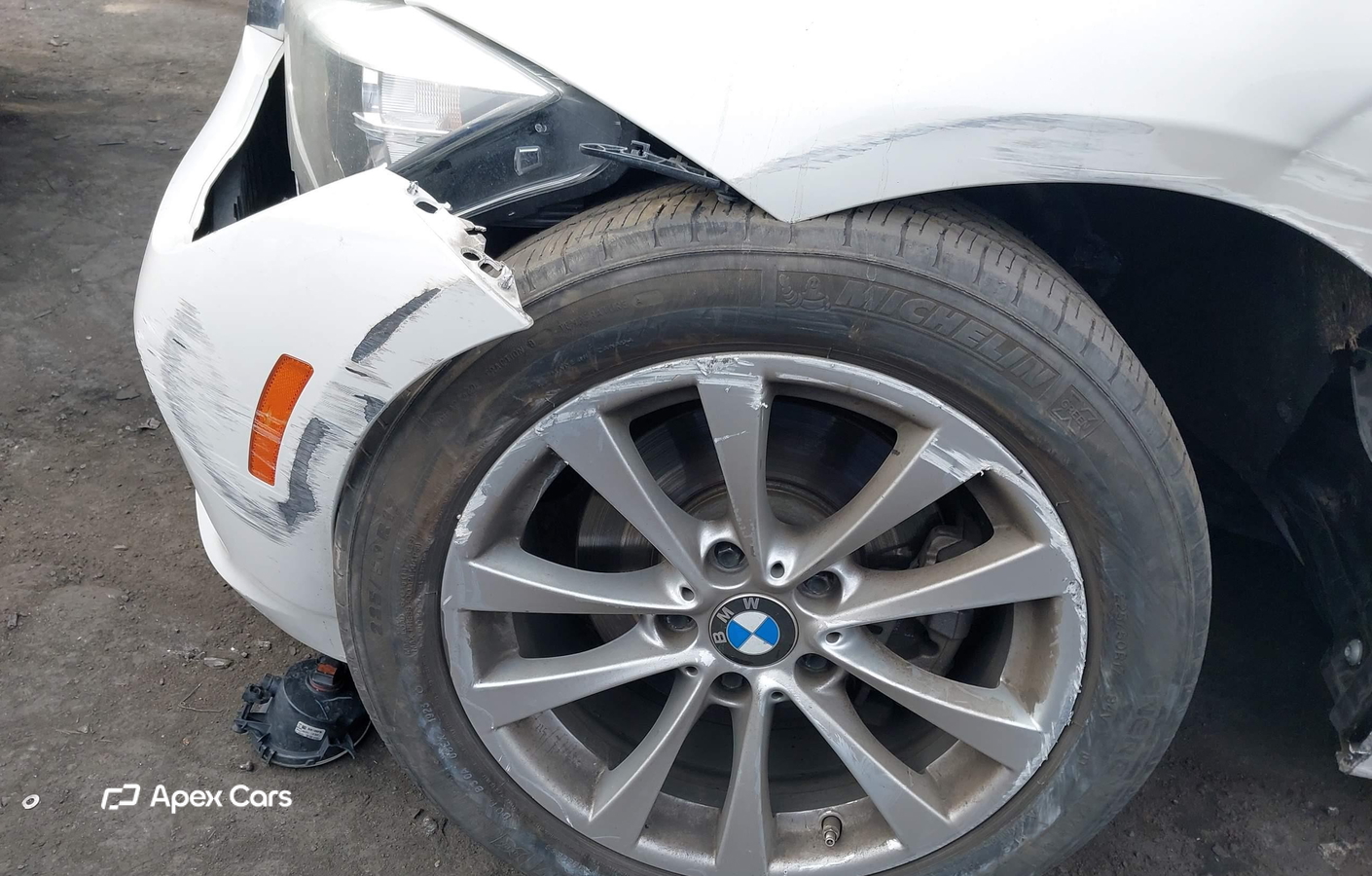 BMW Series 3 2016