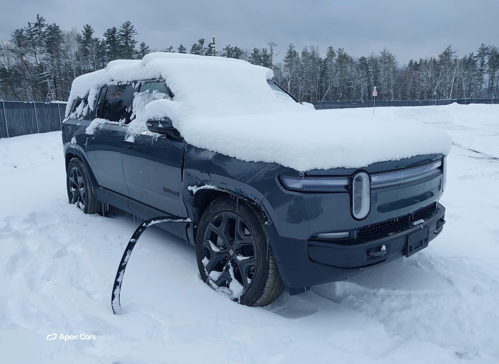 Rivian R1S 2025