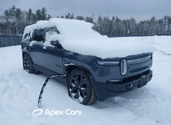 2025 Rivian R1S - Image 1 of 5