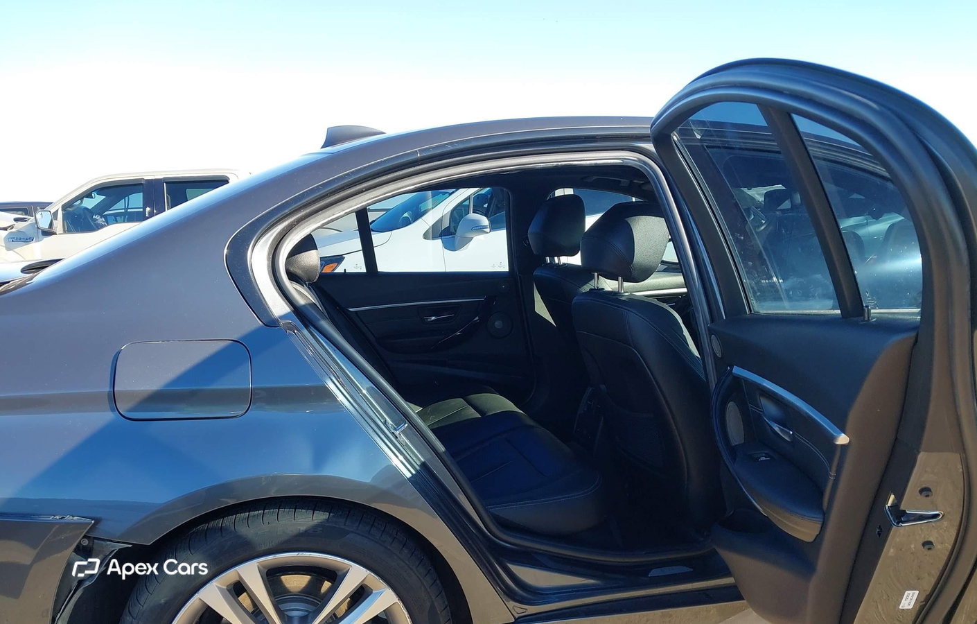BMW Series 3 2016