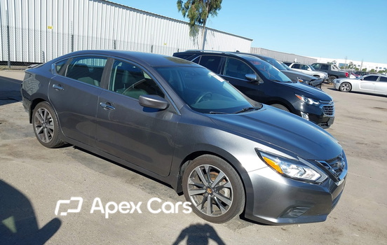 Nissan Altima 2017 - Image 1 of 17