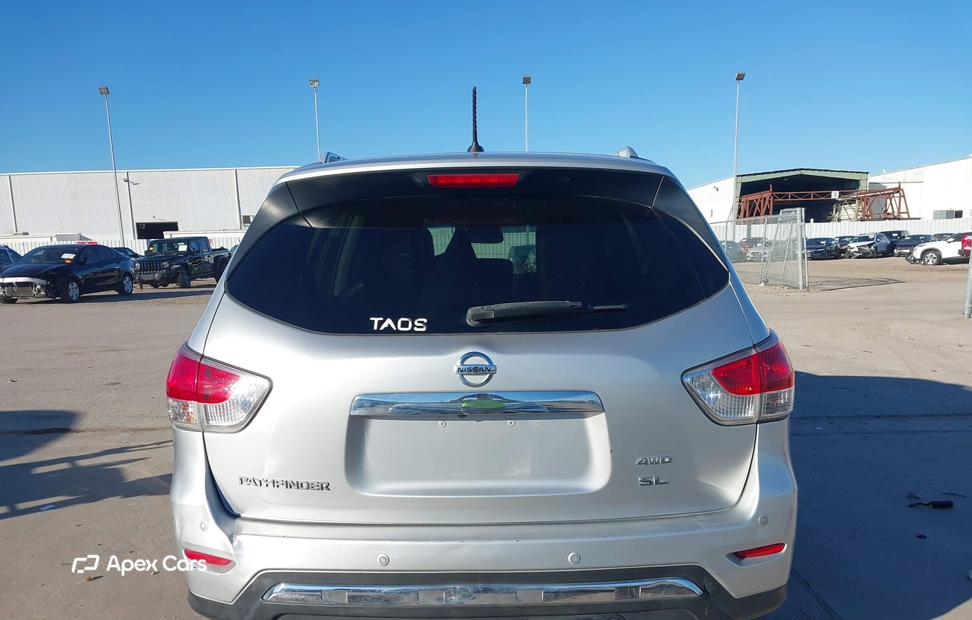 Nissan Pathfinder 2016