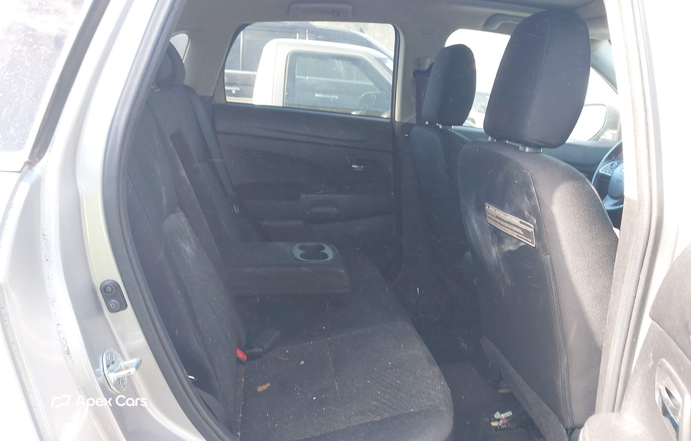 Mitsubishi Outlander 2015