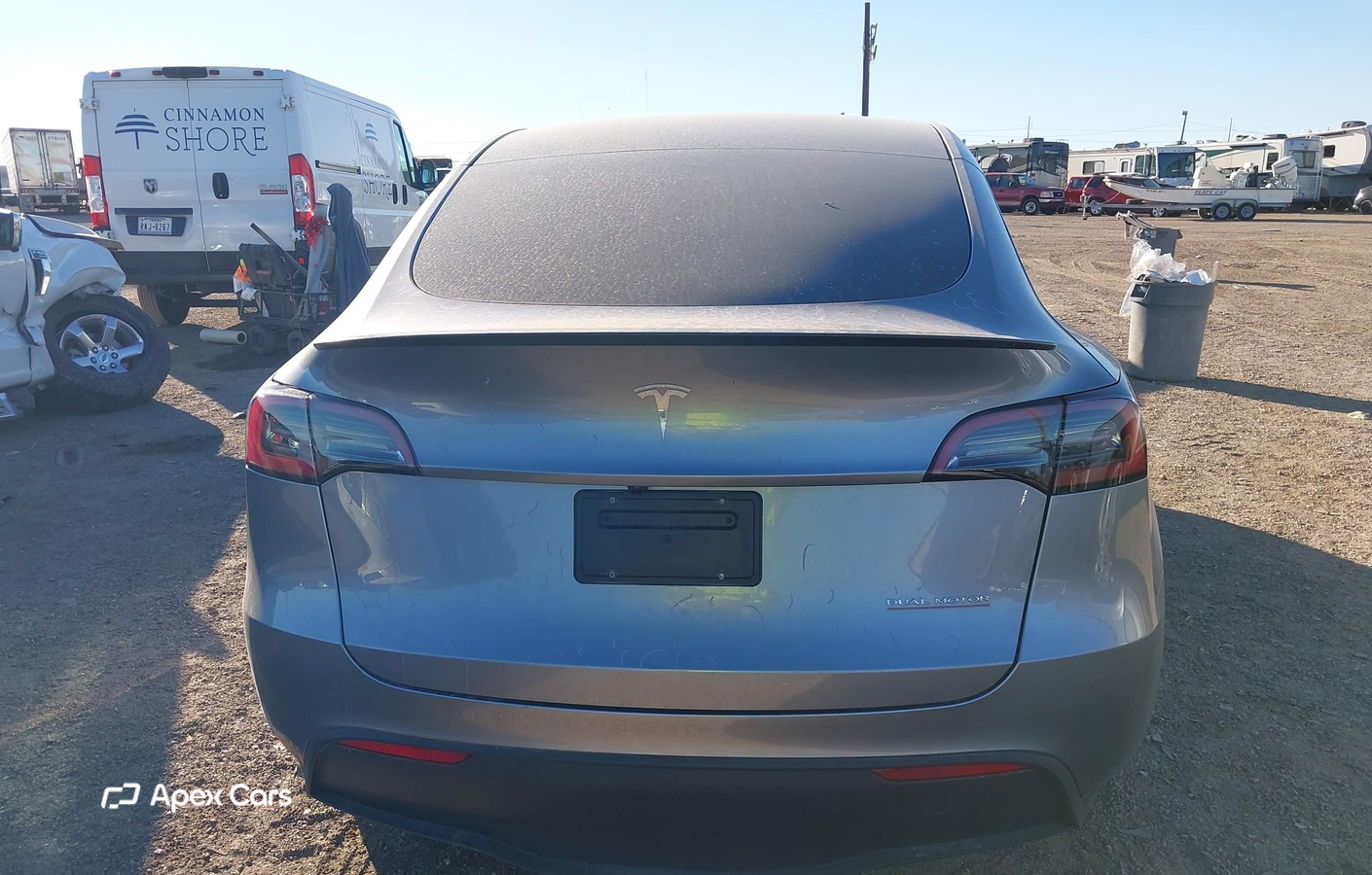 Tesla Model Y 2025