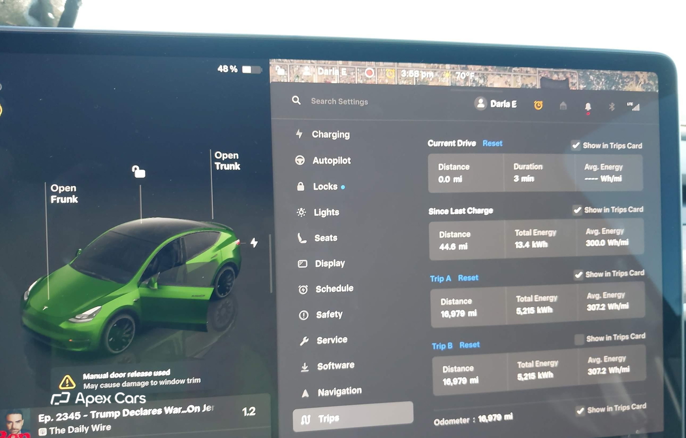 Tesla Model Y 2025