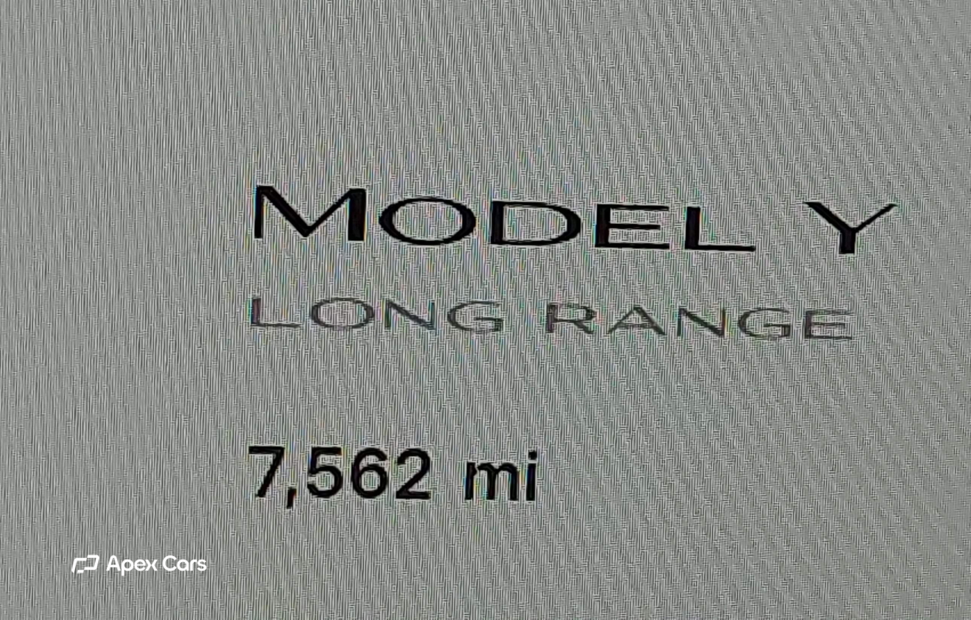 Tesla Model Y 2024