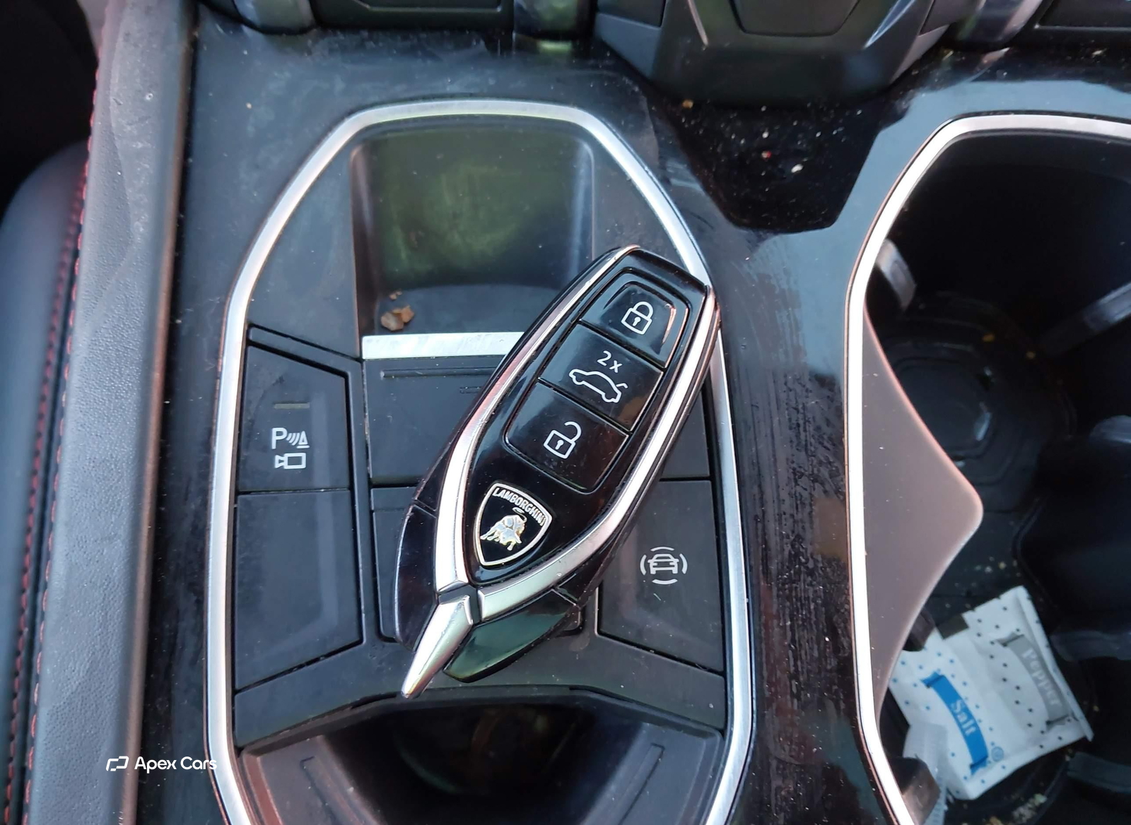 Lamborghini Urus 2021