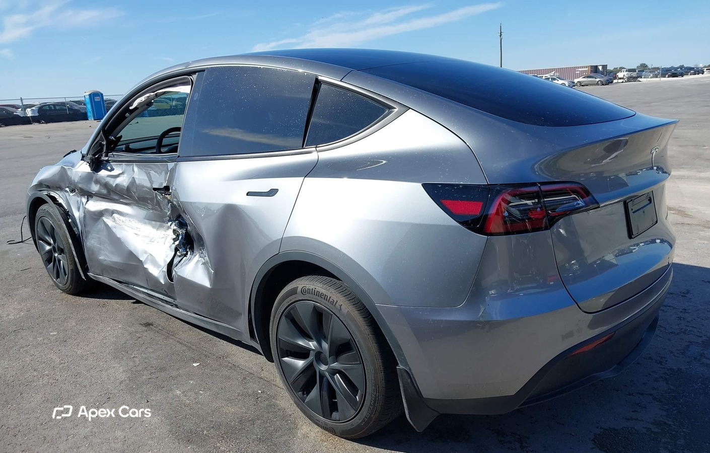 Tesla Model Y 2024