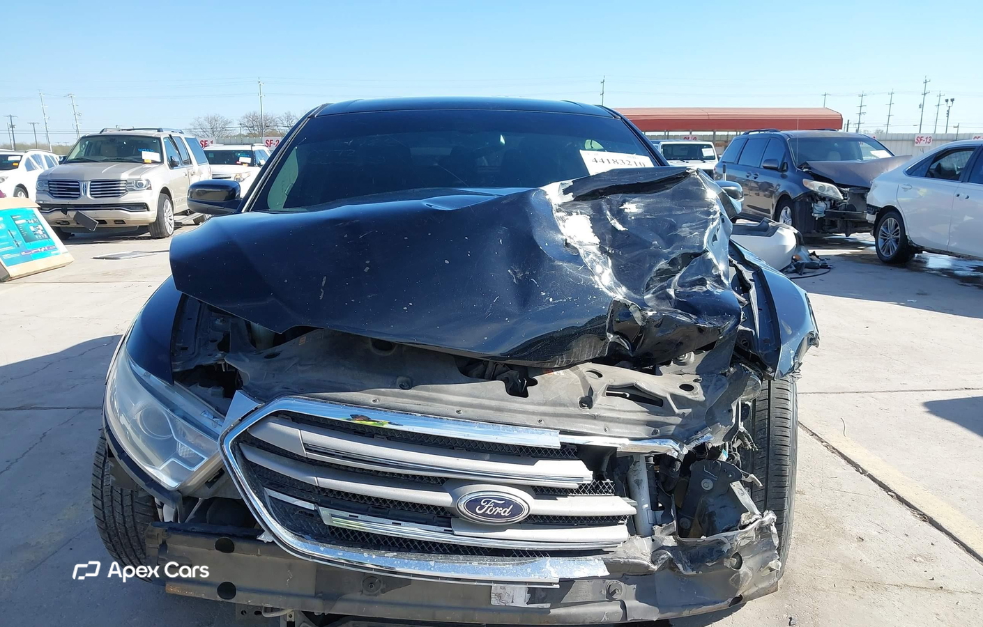 Ford Taurus 2016