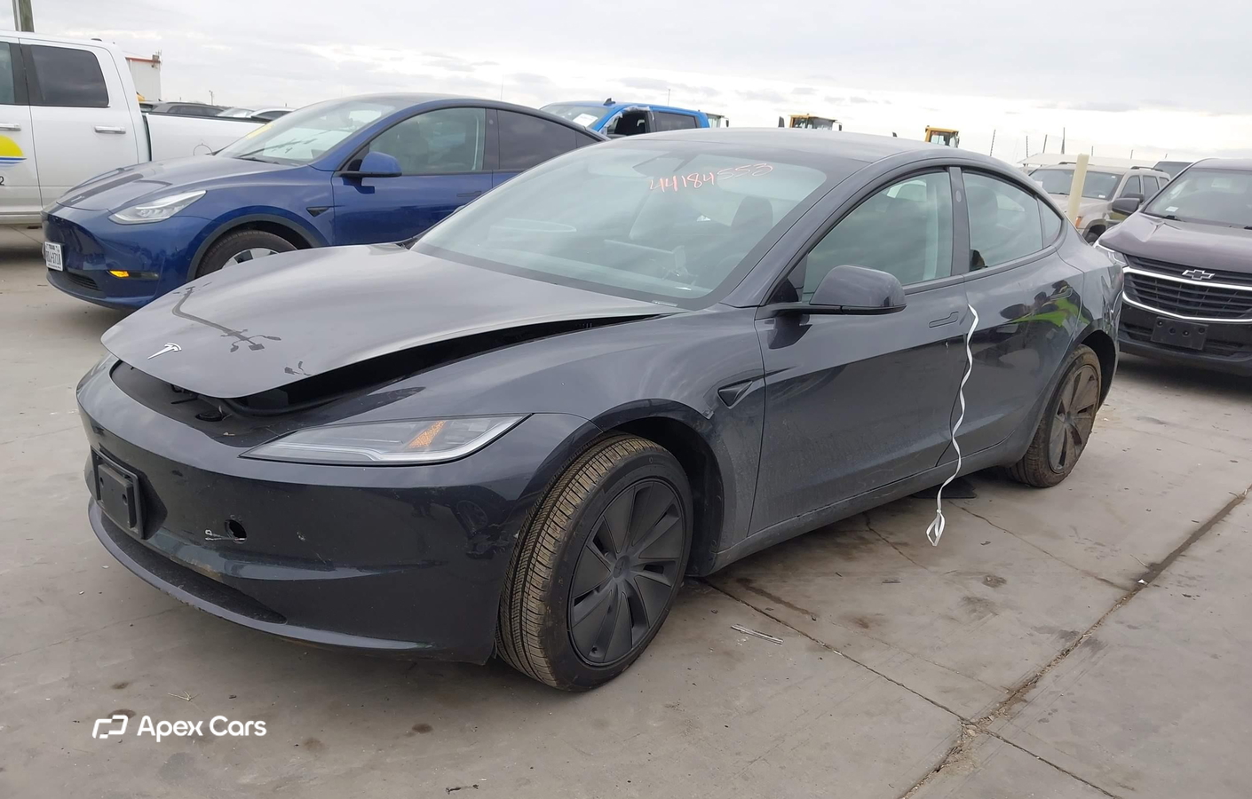 Tesla Model 3 2024