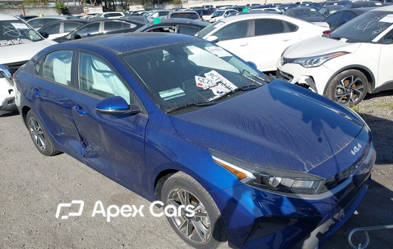 Kia Forte 2023 - Image 1 of 21
