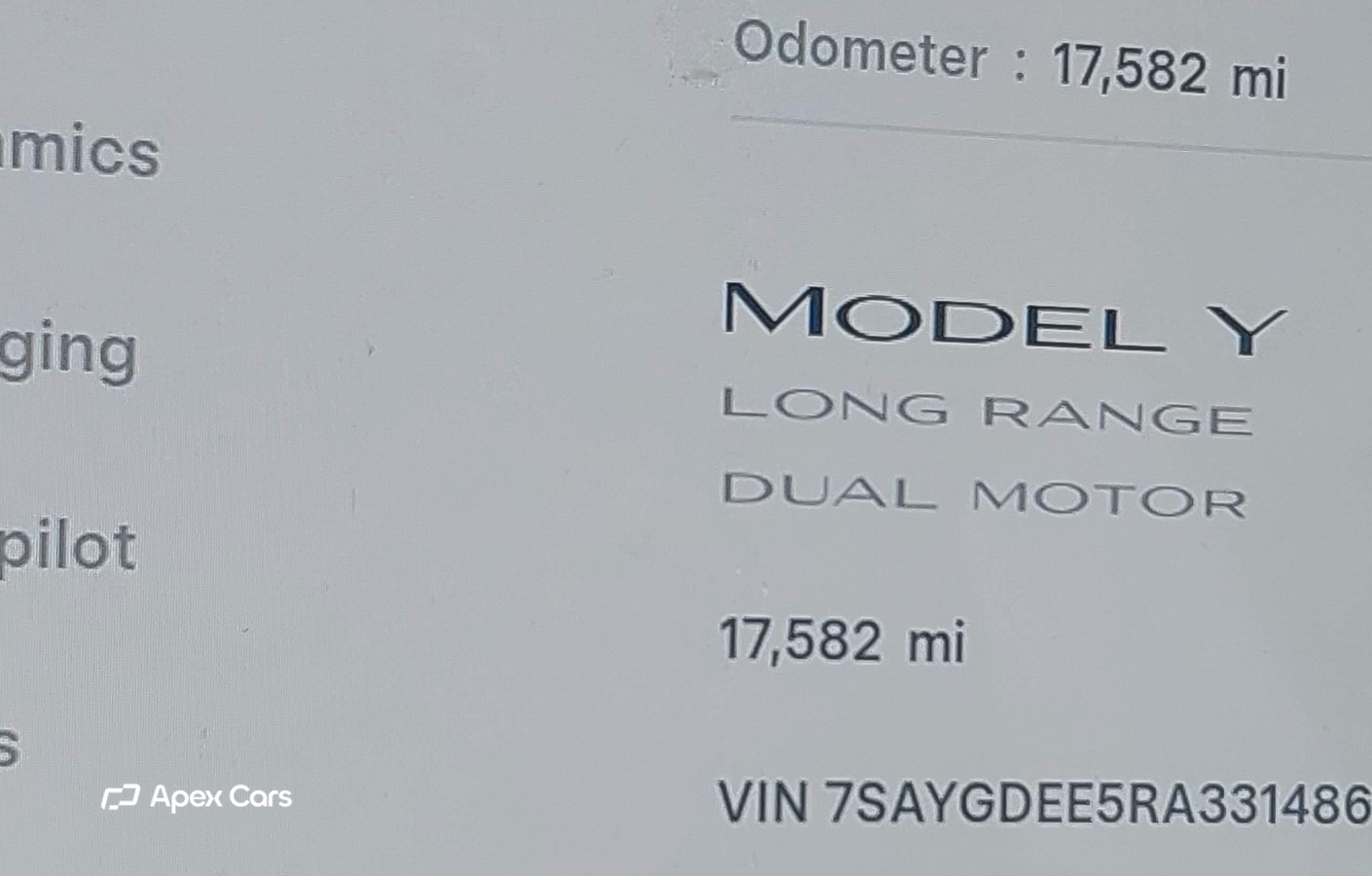 Tesla Model Y 2024