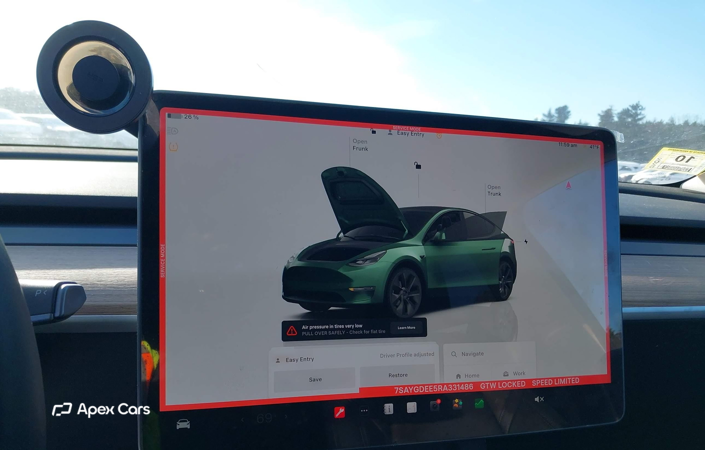 Tesla Model Y 2024