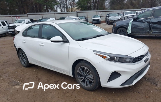 Kia Forte 2023 - Image 1 of 17