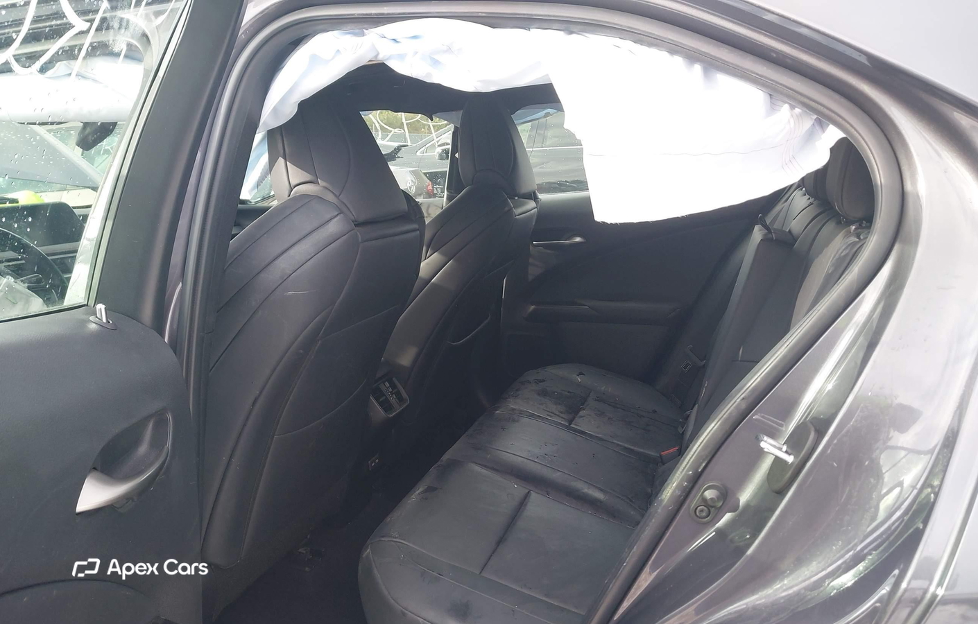 Lexus UX 2022