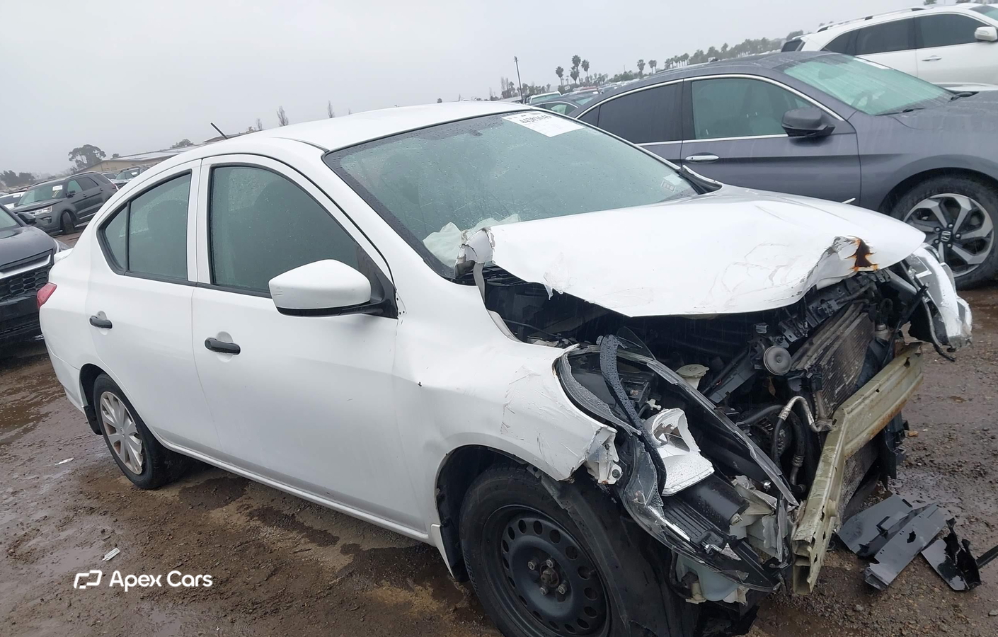 Nissan Versa 2016