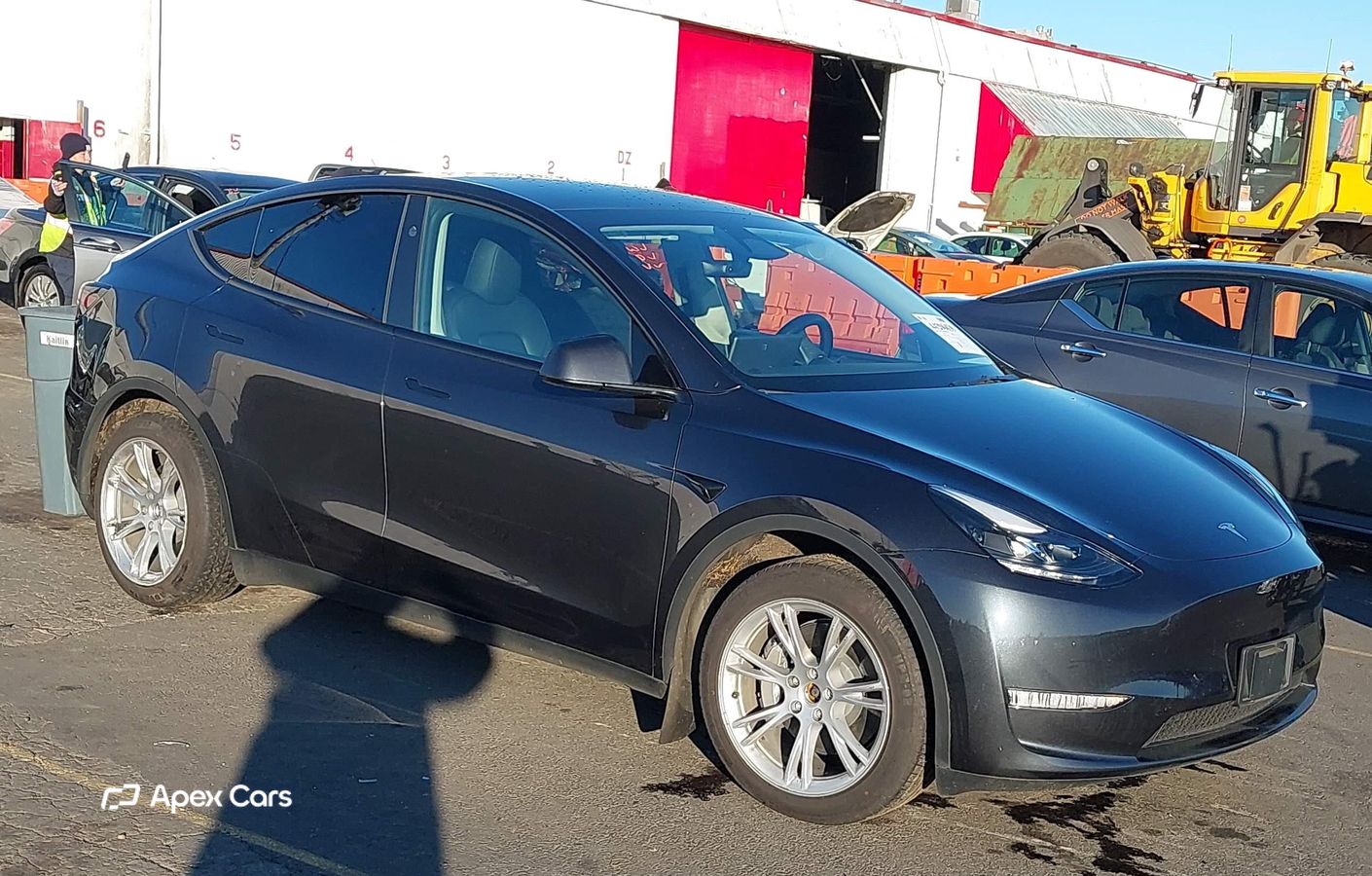 Tesla Model Y 2024