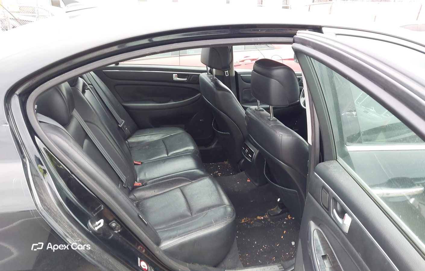 Hyundai Genesis 2013