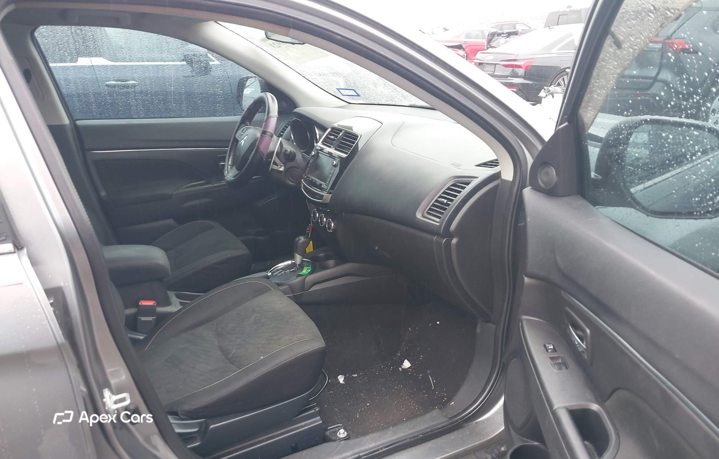 Mitsubishi Outlander 2015