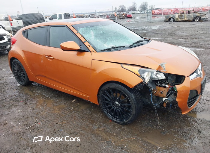 2016 Hyundai Veloster - Image 1 of 5