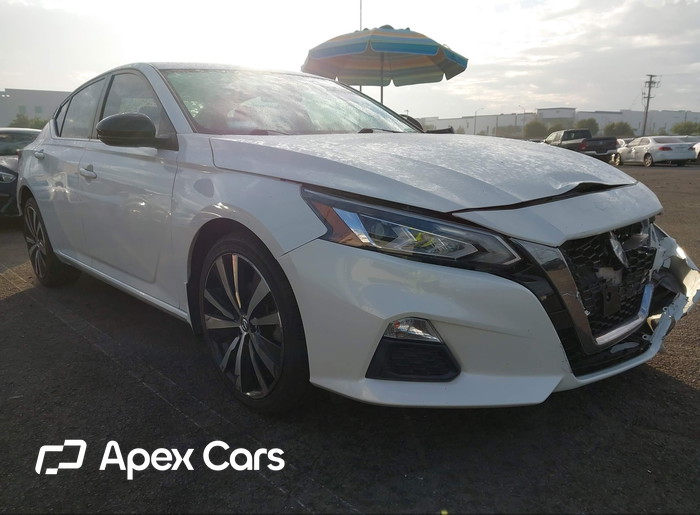 2020 Nissan Altima - Image 1 of 5