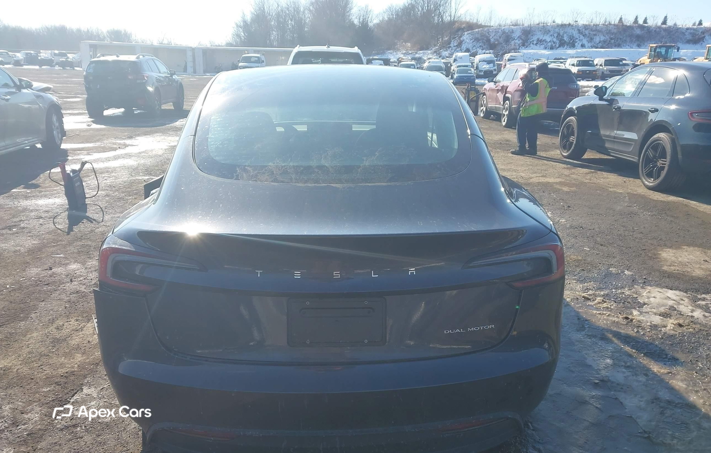 Tesla Model 3 2024