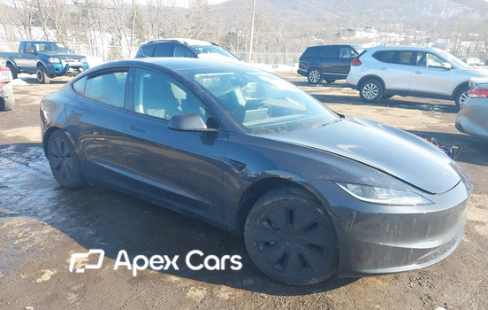 Tesla Model 3 2024 - Image 1 of 18