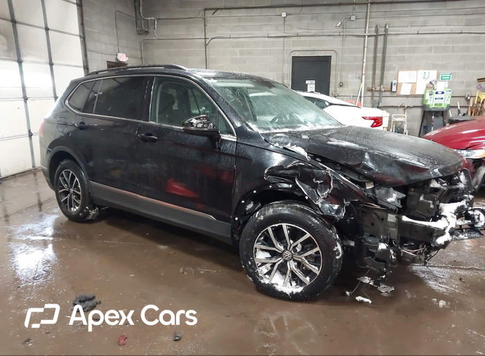 2021 Volkswagen Tiguan - Image 1 of 5