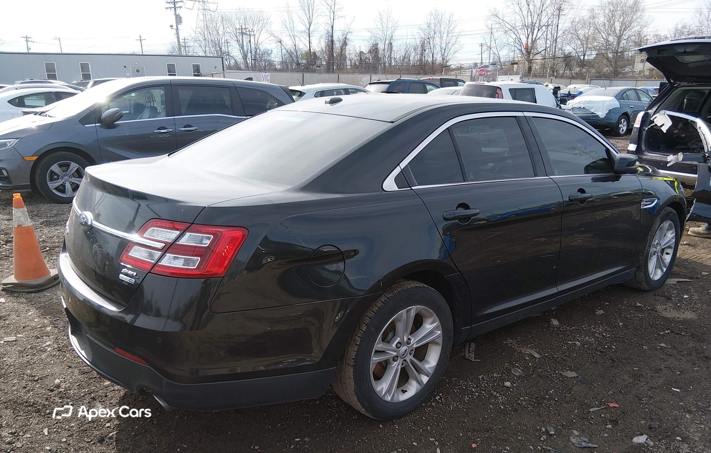 Ford Taurus 2013