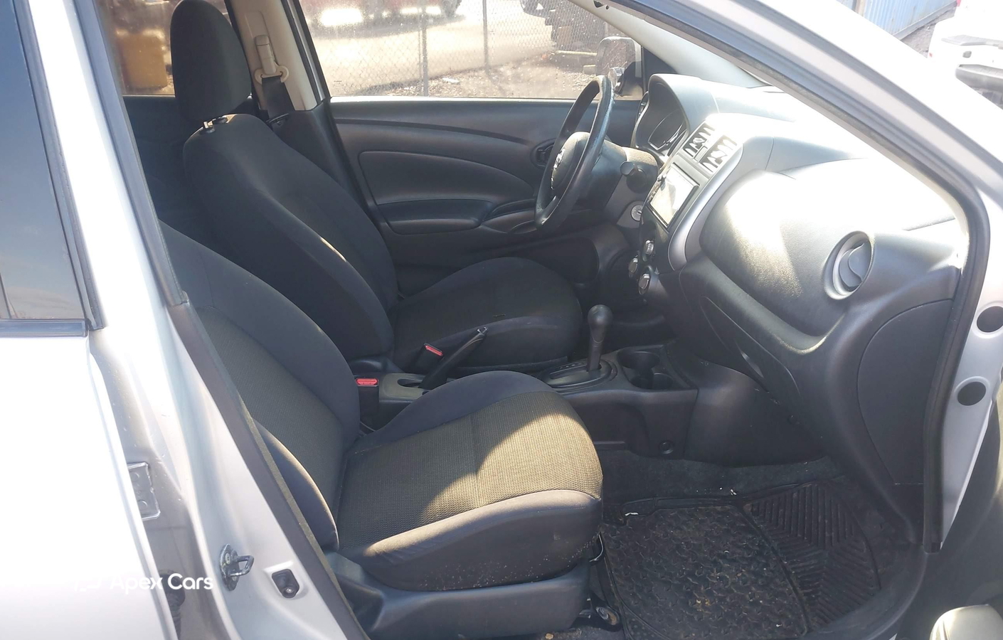 Nissan Versa 2012