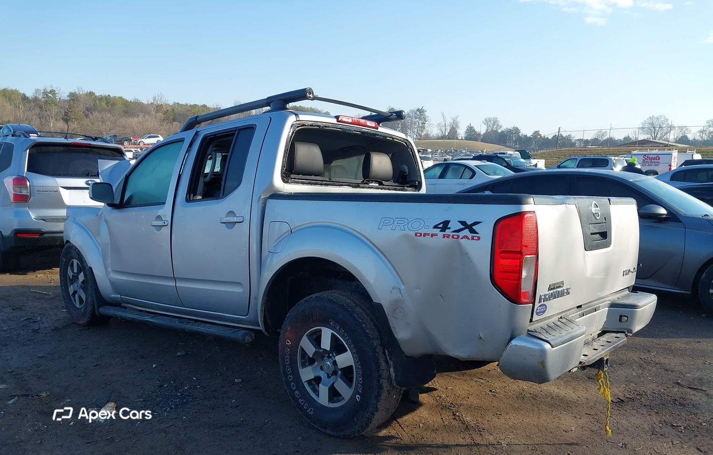 Nissan Navara (Frontier) 2011