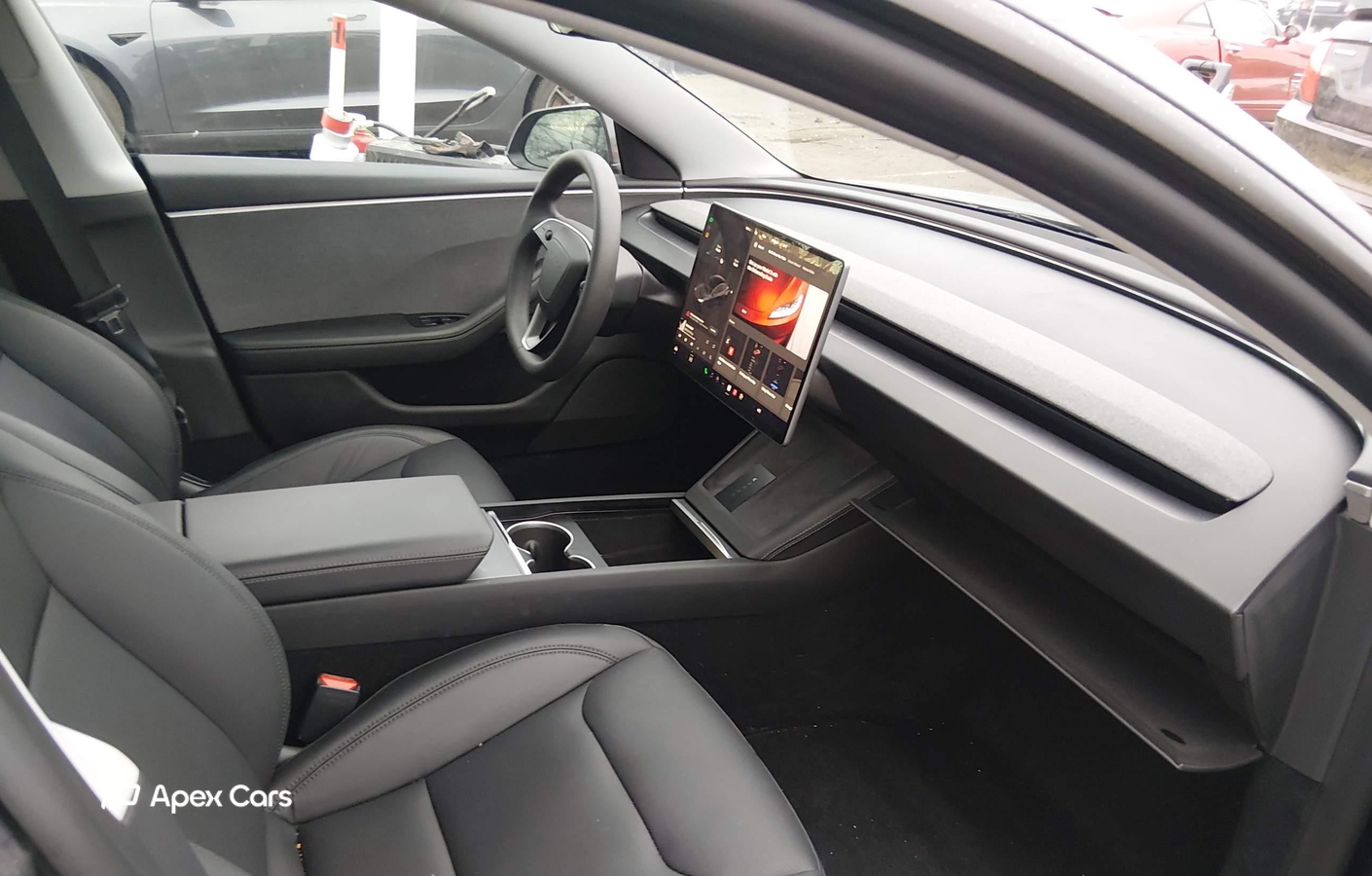 Tesla Model 3 2024