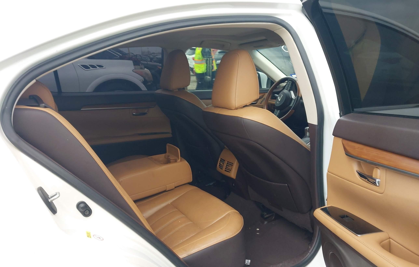 Lexus ES 2016