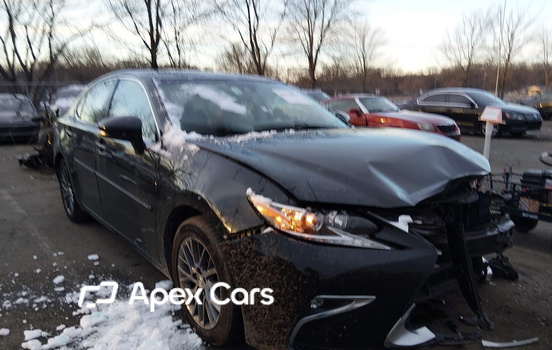 Lexus ES 2018 - Image 1 of 18