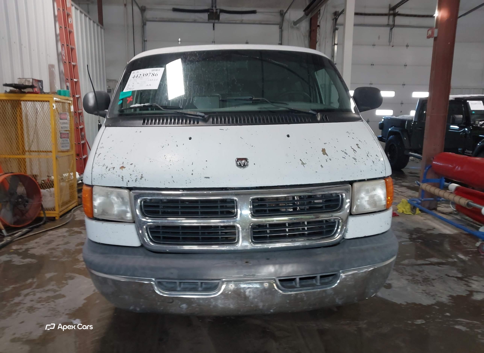 Dodge RAM Van 2000