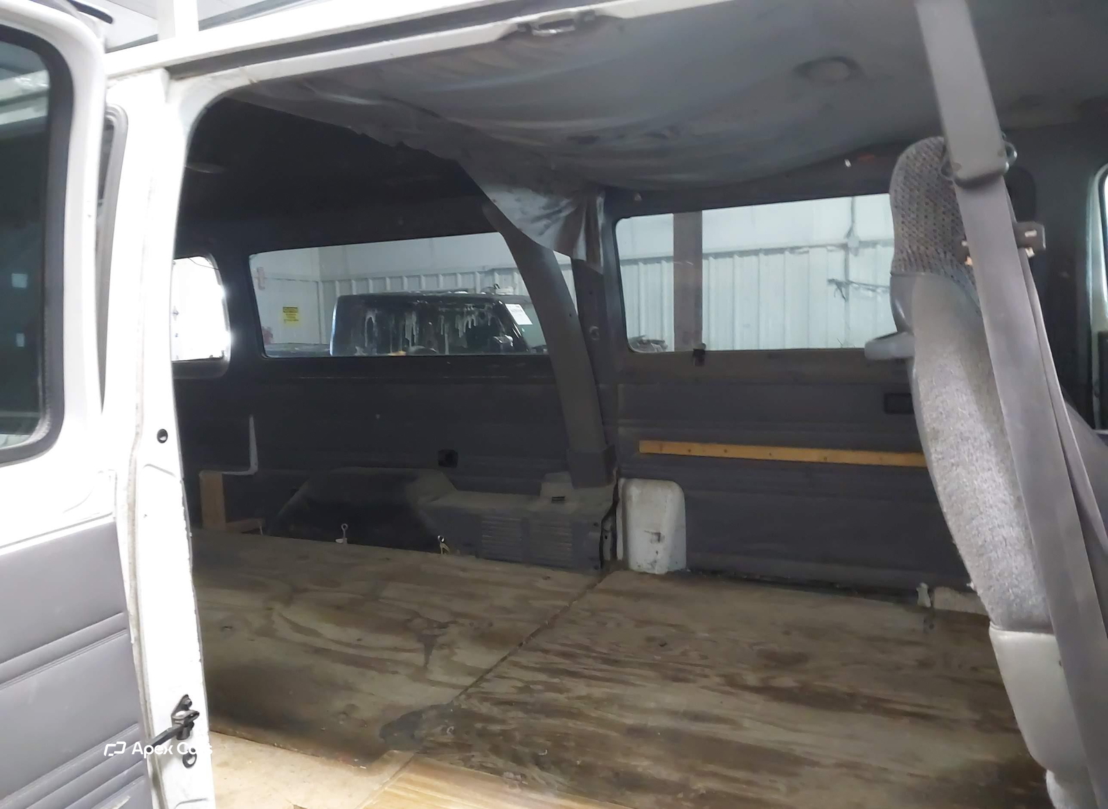 Dodge RAM Van 2000