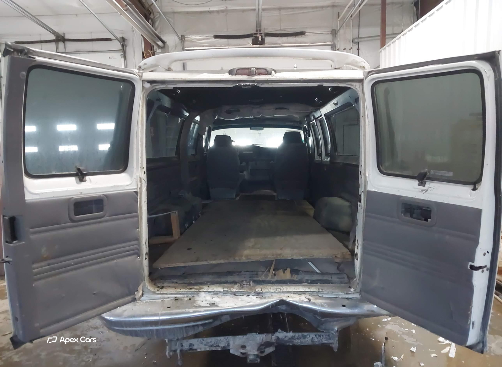 Dodge RAM Van 2000
