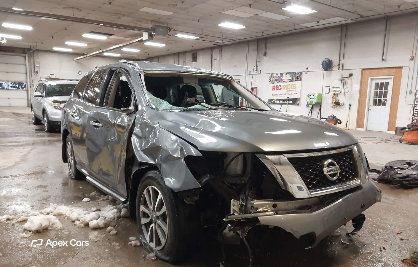 Nissan Pathfinder 2016