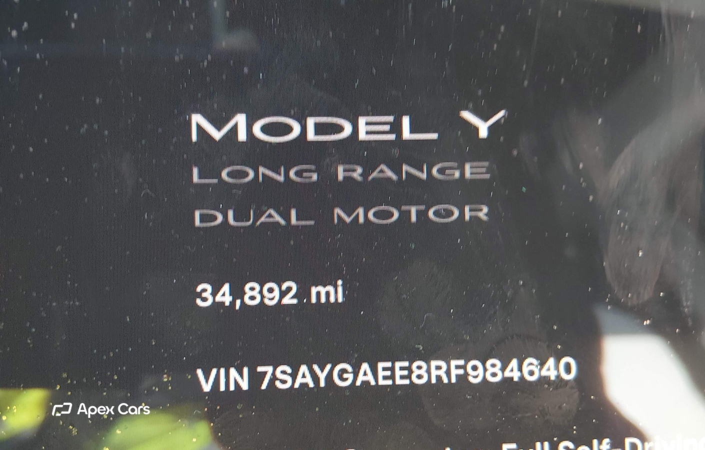 Tesla Model Y 2024