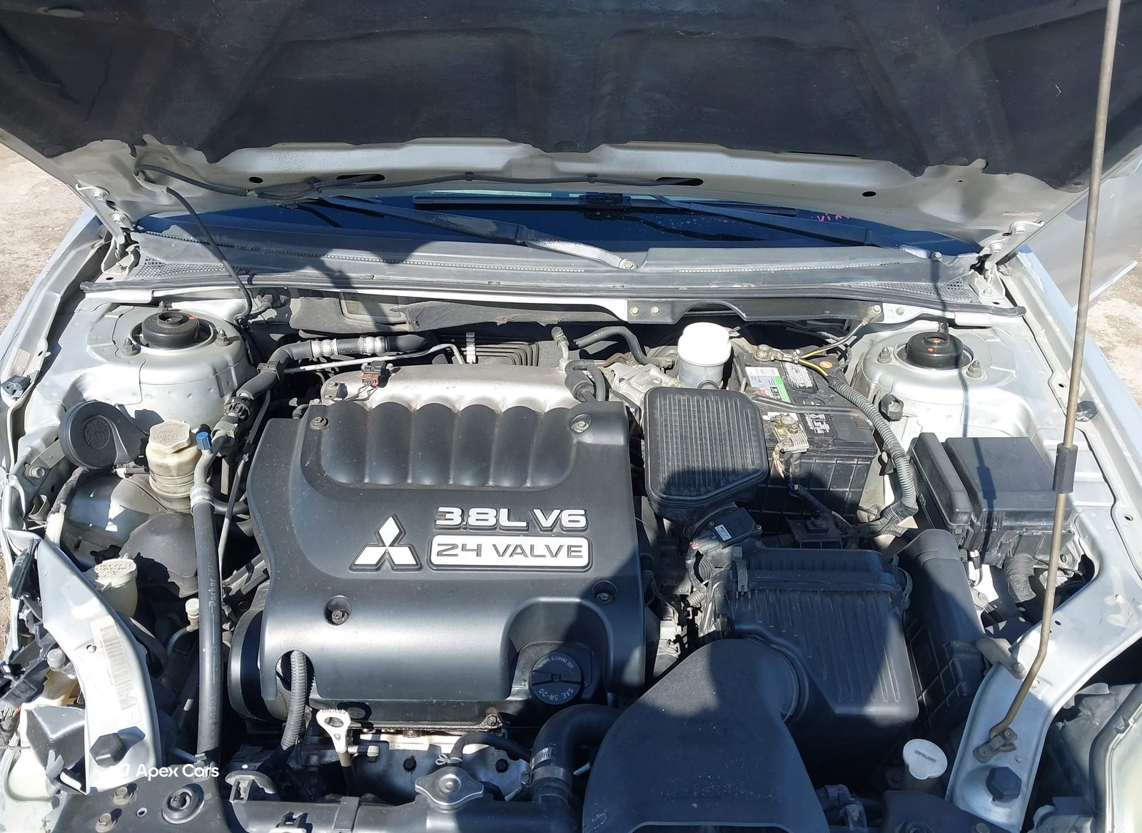 Mitsubishi Galant 2004