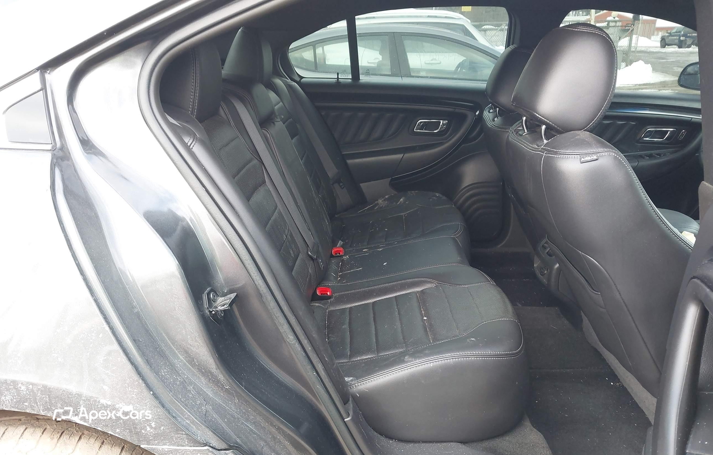 Ford Taurus 2015