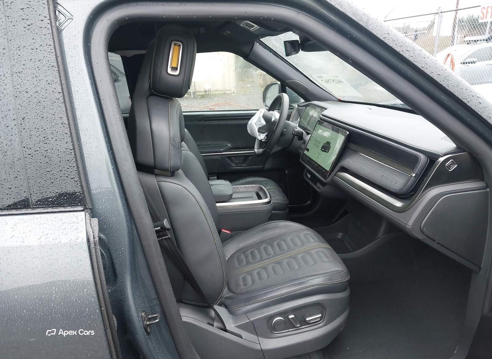 Rivian R1T 2025