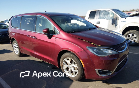 Chrysler Pacifica 2017 - Image 1 of 16