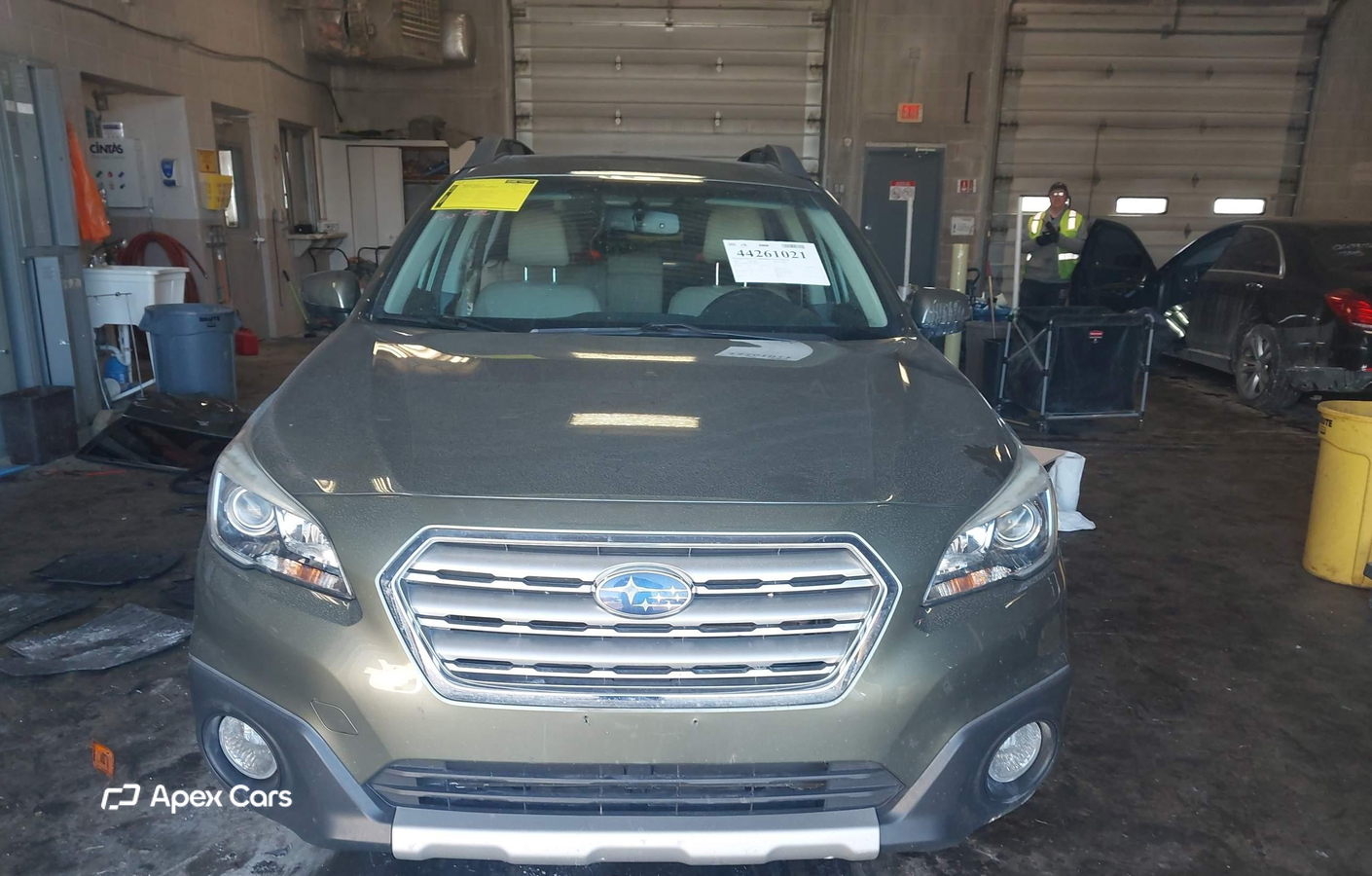 Subaru Outback 2016