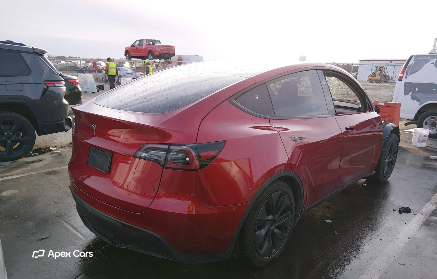 Tesla Model Y 2025