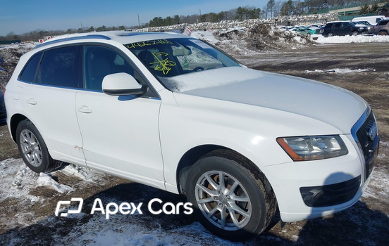 Audi Q5 2010 - Image 1 of 12