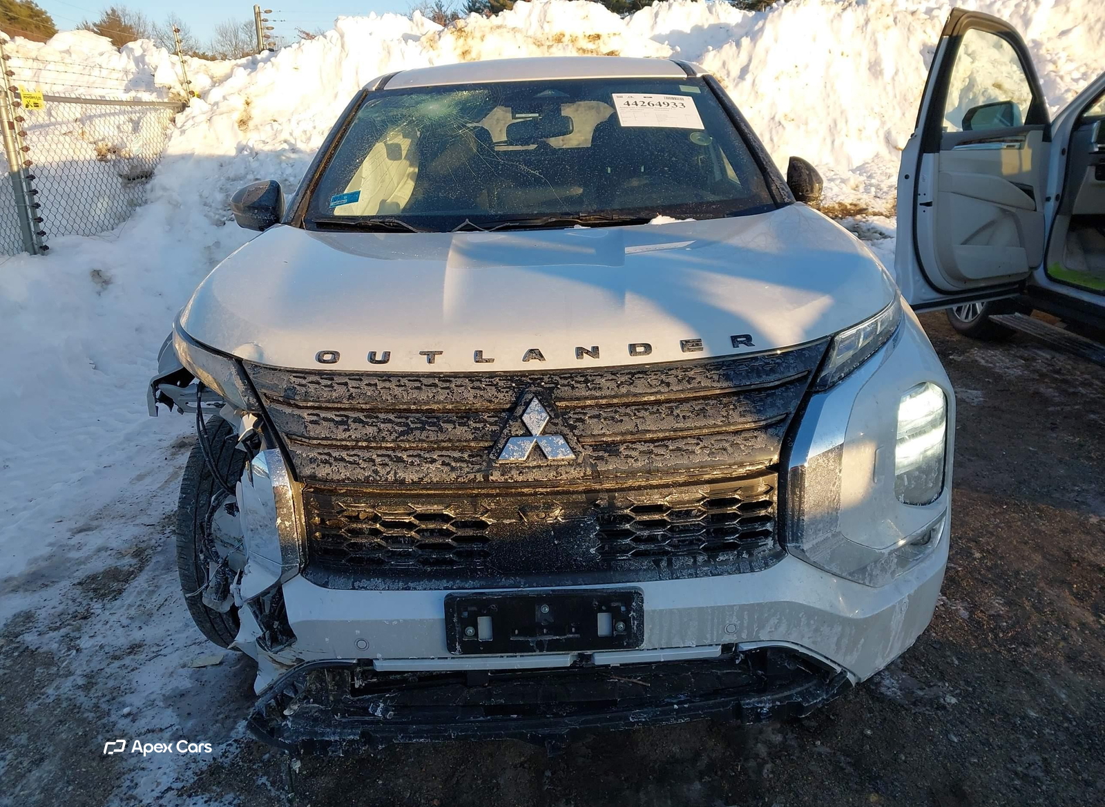 Mitsubishi Outlander 2023