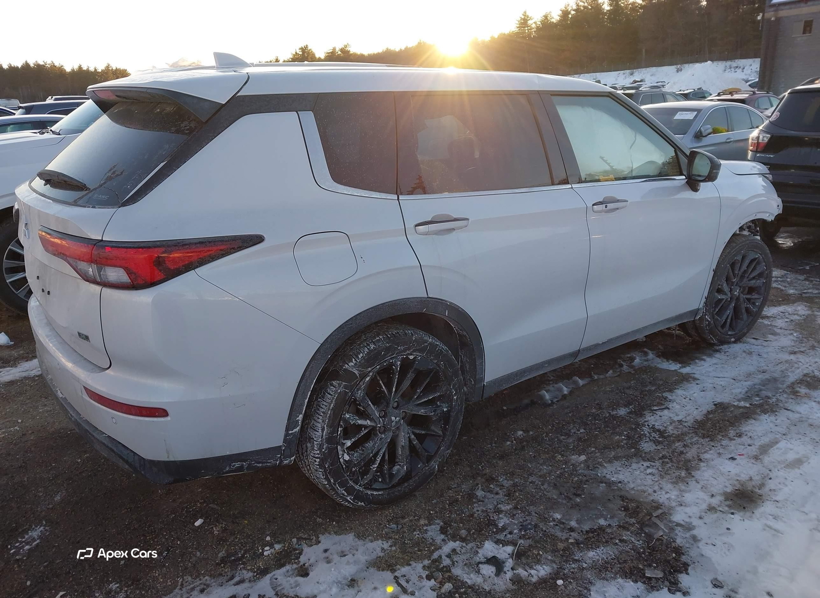 Mitsubishi Outlander 2023